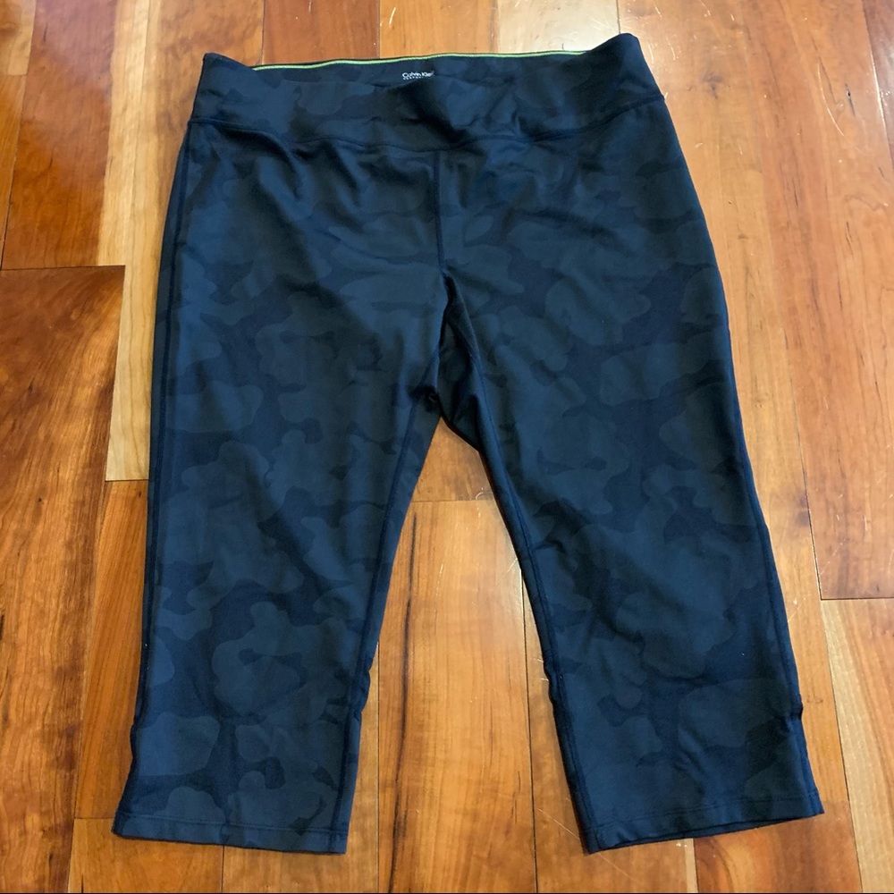 Calvin Klein Workout Athleisure 3/4 Pants